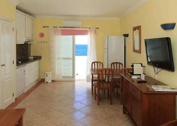 Venha Nadar A Oura Albufeira