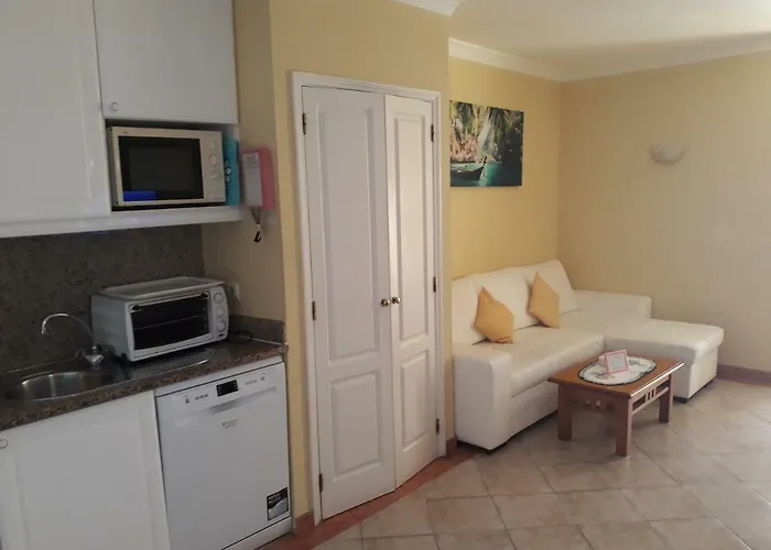 Venha Nadar A Oura Albufeira