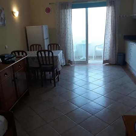 Apartment Venha Nadar A Oura