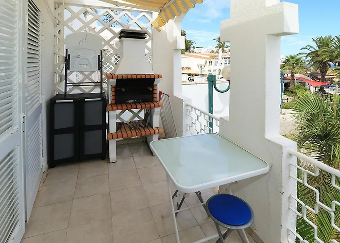 Venha Nadar A Oura Daire Albufeira