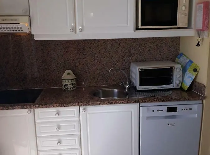 Venha Nadar A Oura Daire Albufeira